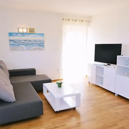 Krupic Apartment *